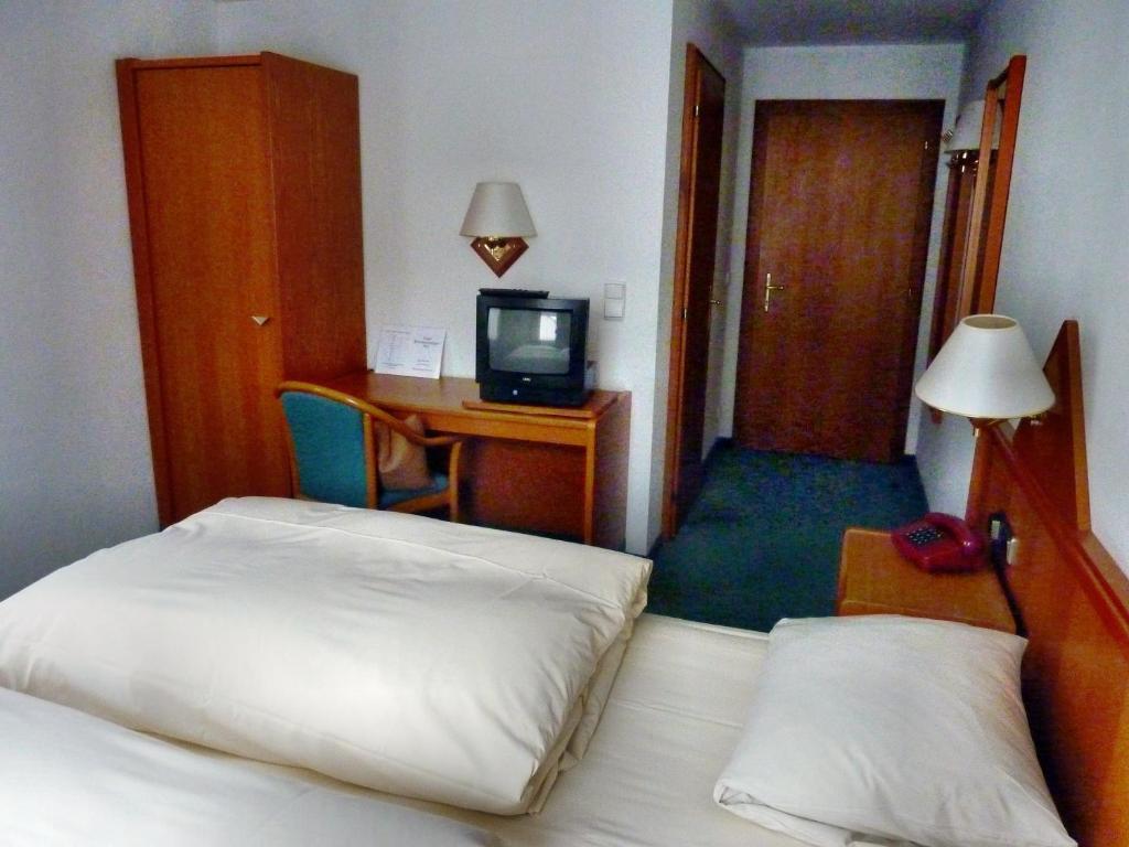 Braunschweiger Hof Hotel Munchberg Ruang foto